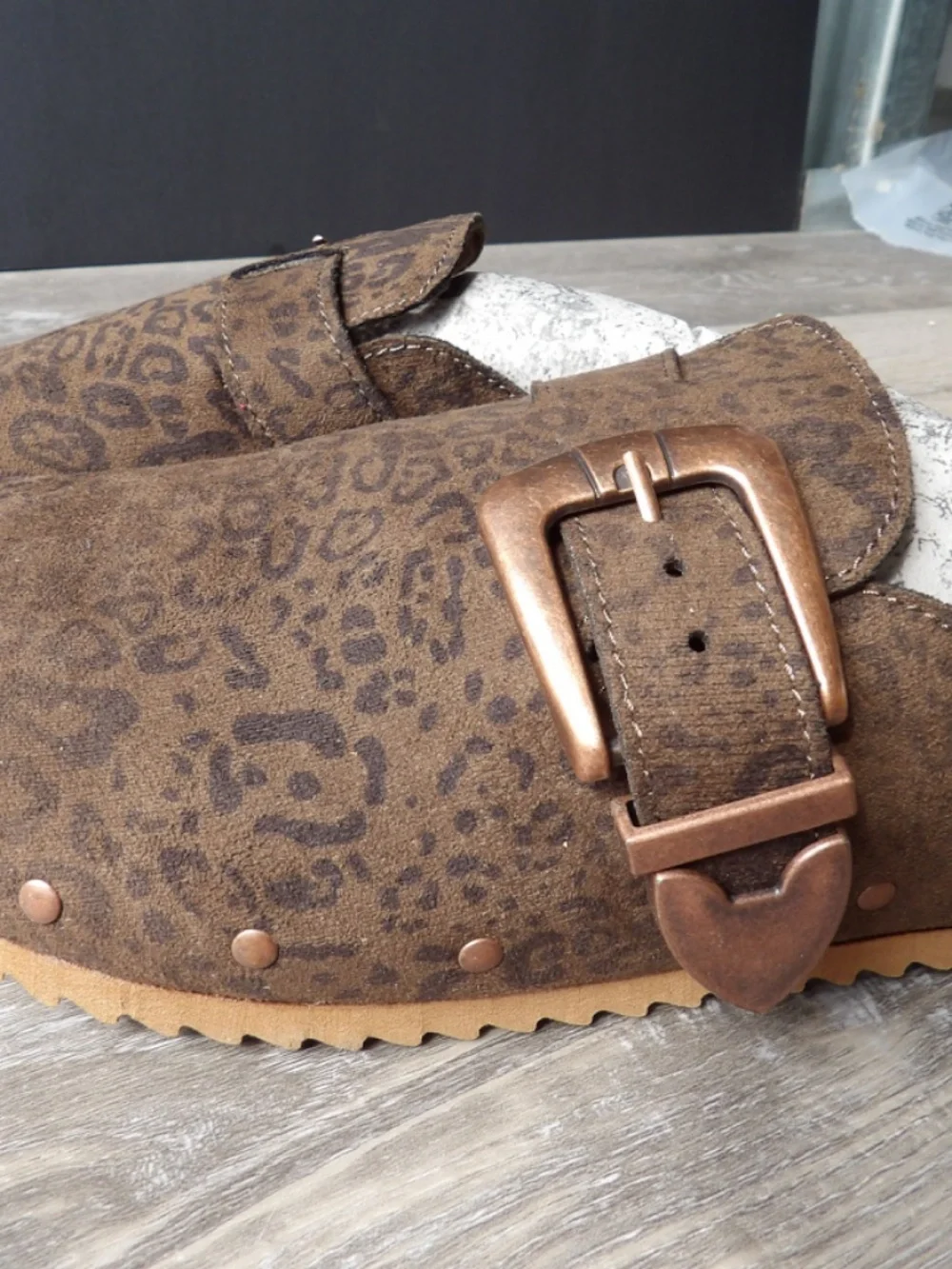 iris leopard clogs - Picture 2 of 4